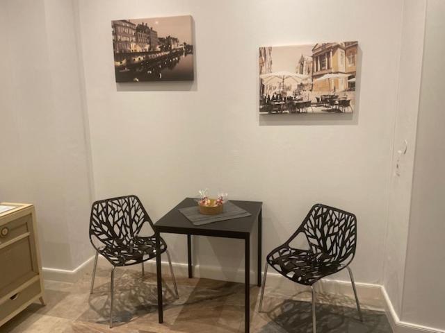 La Cour De La Tresorerie Apartment *